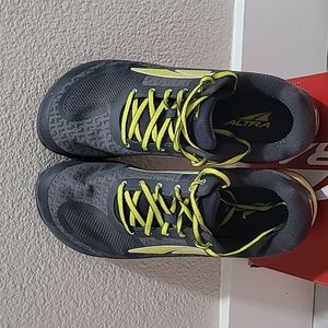 Altra Men's 10 HIIT Xt Cross Training shoe